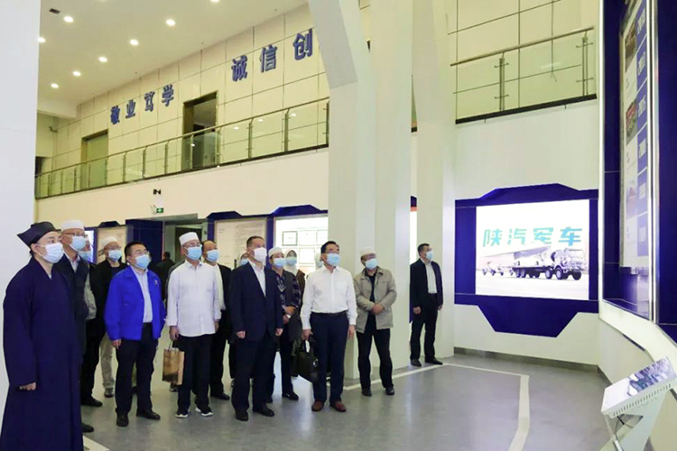 陕西省委统战部、省民宗委举行全省暨宝鸡市宗教界“爱国主义教育周”活动启动仪式(图7)