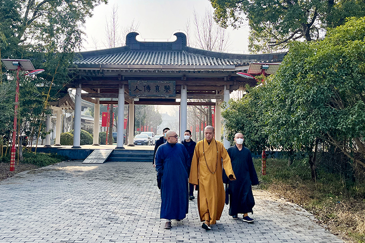 法门寺佛学院赴鉴真学院开展教学工作调研(图1)
