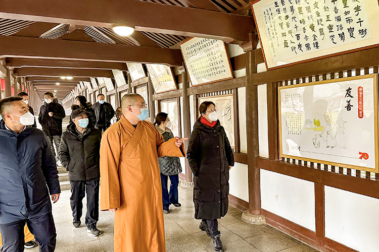 山西省晋城市民族宗教事务局一行来法门寺调研(图1)