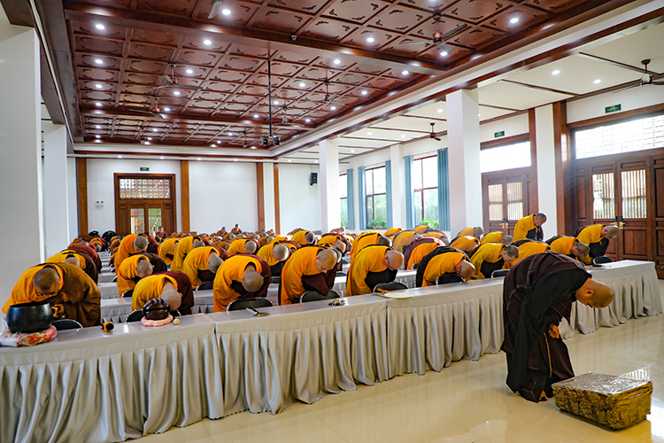 法门寺佛学院举行传印长老纪念追思活动(图5)