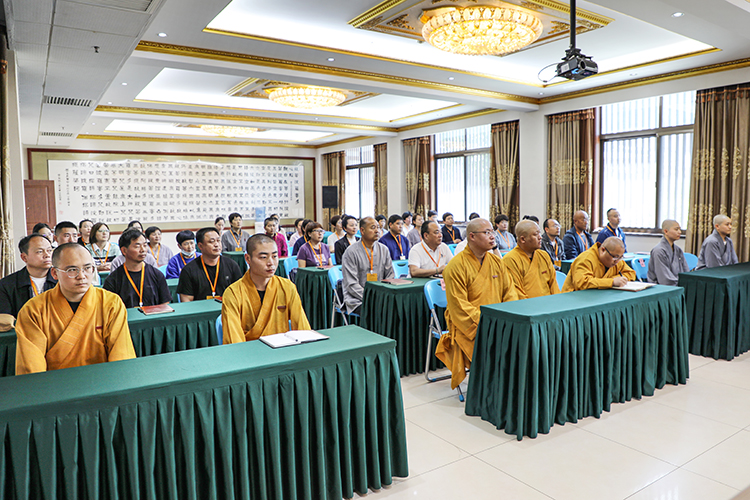 陕西省佛教协会第六期骨干居士培训班在法门寺佛学院开班(图2)
