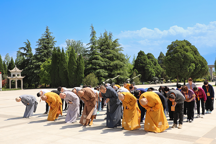 陕西省佛教协会第六期骨干居士培训班在法门寺佛学院开班(图8)