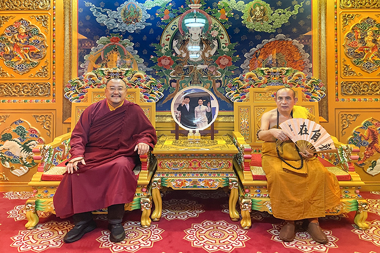 泰国高僧古巴文春一行参访广仁寺(图3)