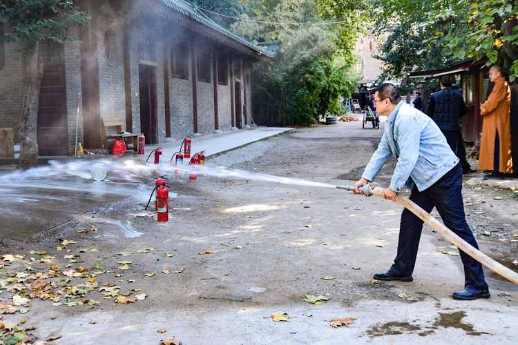 西安大兴善寺举办消防安全知识讲座(图3)