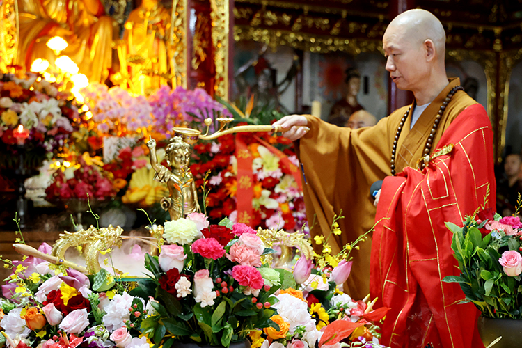 恭迎释迦如来圣诞——陕西各寺院举办浴佛祈福法会(图12)