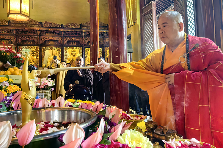 恭迎释迦如来圣诞——陕西各寺院举办浴佛祈福法会(图8)