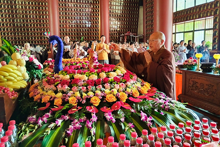恭迎释迦如来圣诞——陕西各寺院举办浴佛祈福法会(图22)