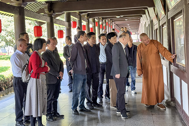 台州市人大常委会一行来法门寺调研(图2)
