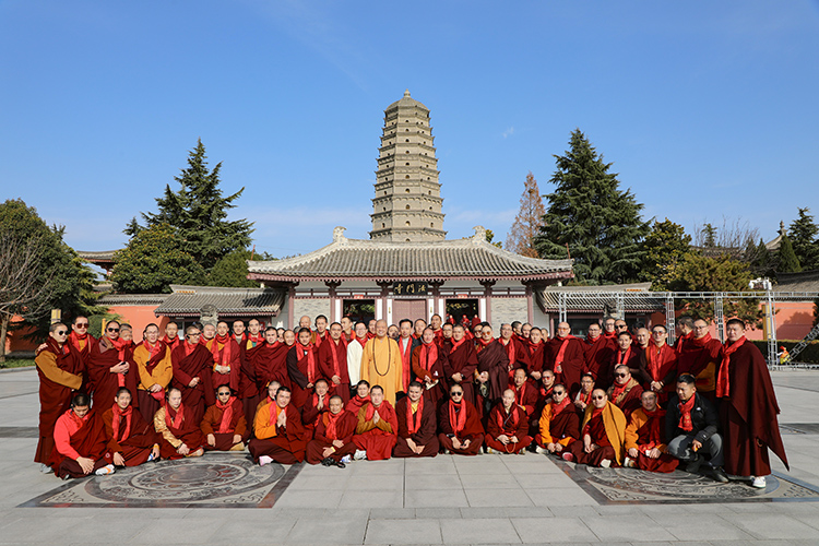 四川藏语佛学院一行来法门寺参访学习(图4)