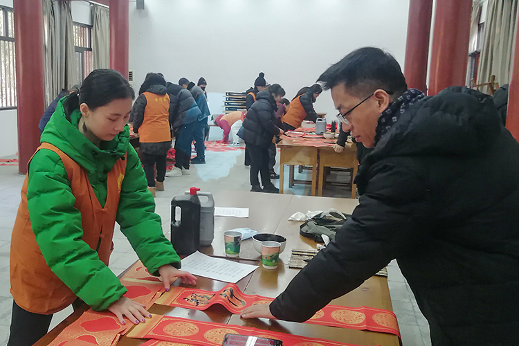 陕西省各寺院启建甲辰年释迦如来成道祝圣祈福法会暨腊八施粥活动(图25)