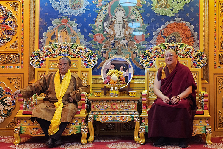 中国佛教协会副会长珠康•土登克珠活佛一行参访广仁寺(图4)