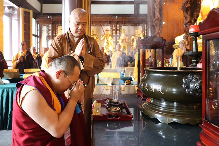西藏宗教界青联委员和青年代表人士国情研修班一行来法门寺参访交流(图4)