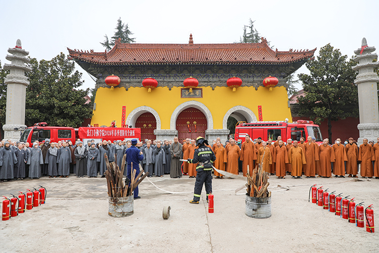 法门寺佛学院开展2026年春季学期消防安全进课堂活动(图4)