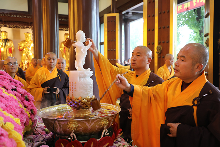恭迎释迦如来圣诞——陕西各寺院举办浴佛祈福法会(图4)