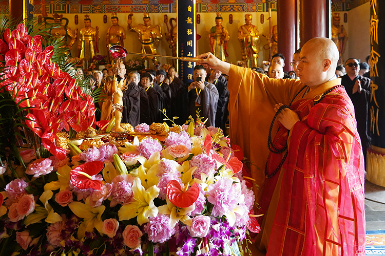 恭迎释迦如来圣诞——陕西各寺院举办浴佛祈福法会(图5)