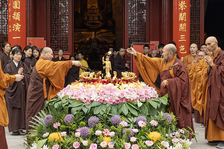 恭迎释迦如来圣诞——陕西各寺院举办浴佛祈福法会(图19)