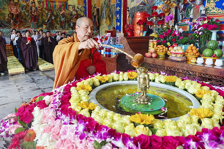 恭迎释迦如来圣诞——陕西各寺院举办浴佛祈福法会(图24)