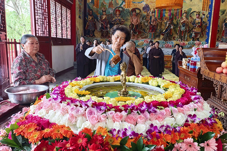 恭迎释迦如来圣诞——陕西各寺院举办浴佛祈福法会(图22)