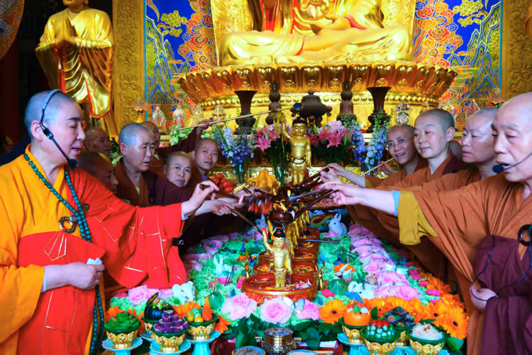 恭迎释迦如来圣诞——陕西各寺院举办浴佛祈福法会(图24)