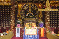 广仁寺为芦山灾区举行大型燃灯祈福法会