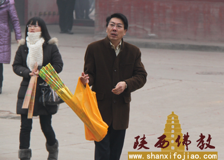 大兴善寺元宵节迎各方信众烧香祈福(图3)